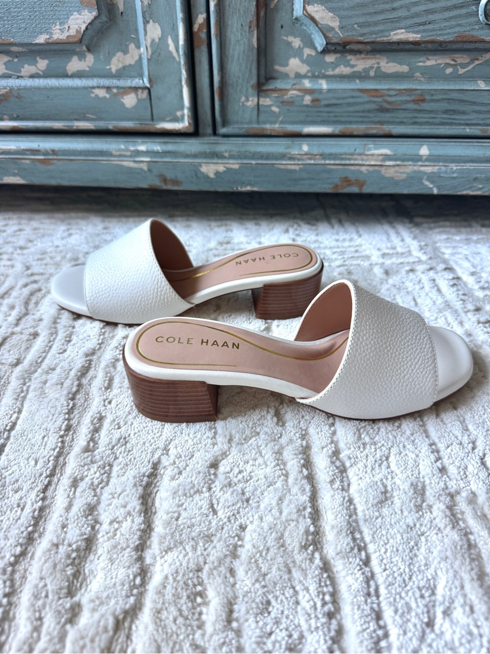 Cole Haan White / Cream Leather Slide Mules Block Heel. Y2K / vintage 90s